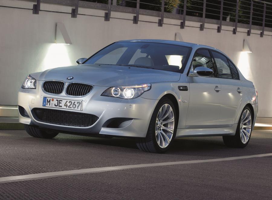  BMW M5 (E60) 2004 года  (WW) (фото 77 из 98)
